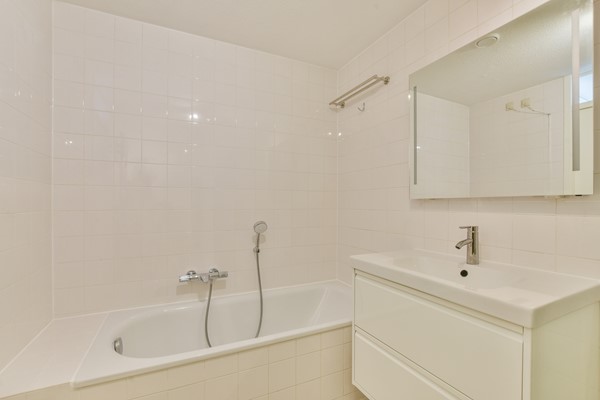 Medium property photo - Borneolaan 209, 1019 HX Amsterdam